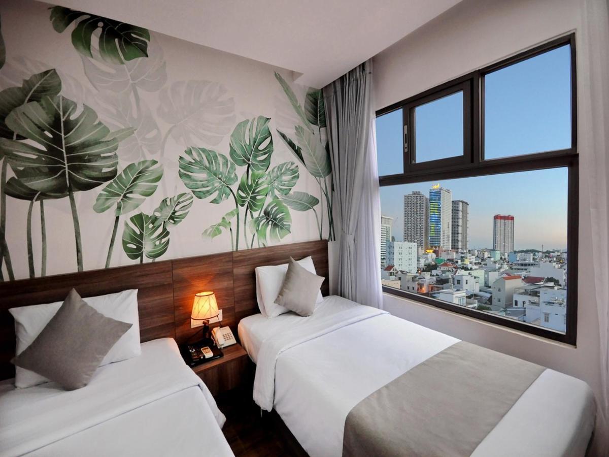 Mega Light Hotel Nha Trang Exterior photo