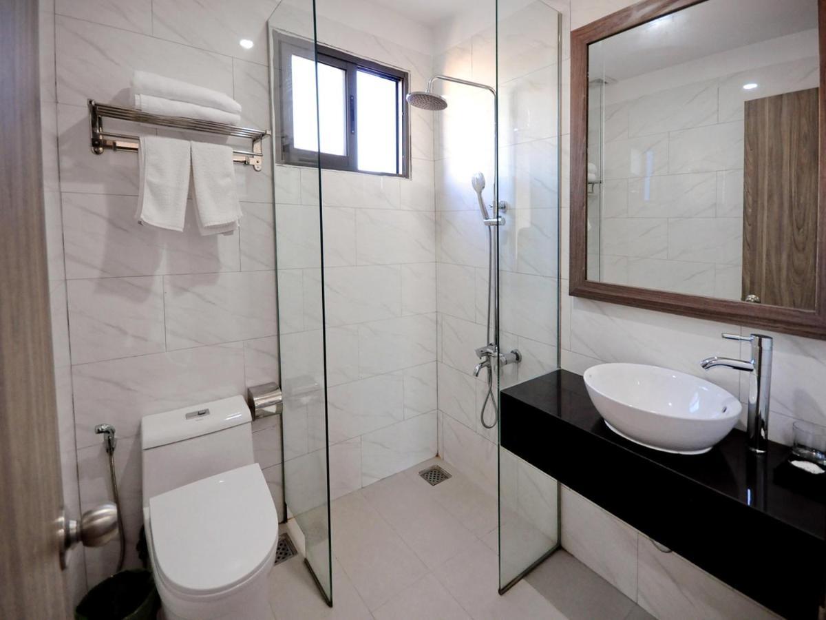 Mega Light Hotel Nha Trang Exterior photo
